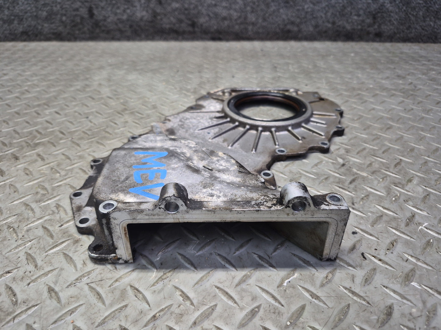 01-03 VW Eurovan T4 2.8L AXK Engine Motor Timing Chain Plate Cover OEM