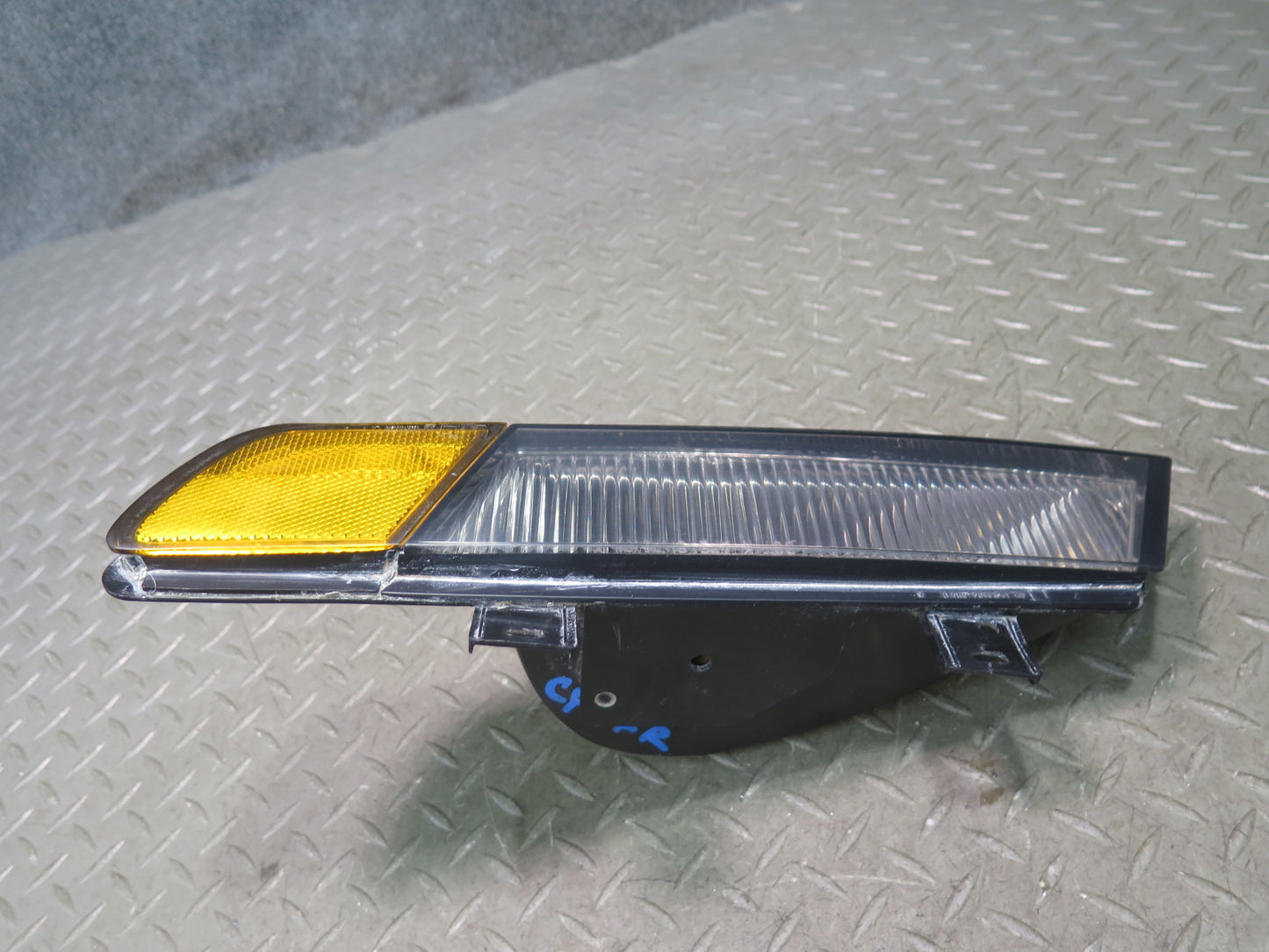 92-96 Chevrolet Corvette C4 Front Left Turn Signal Marker Light Lamp OEM