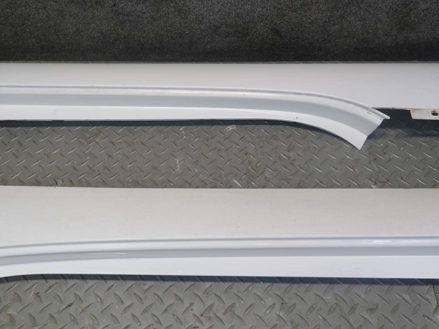 03-10 Bentley Continental GT Left & Right Side Skirt Rocker Panel Molding Set