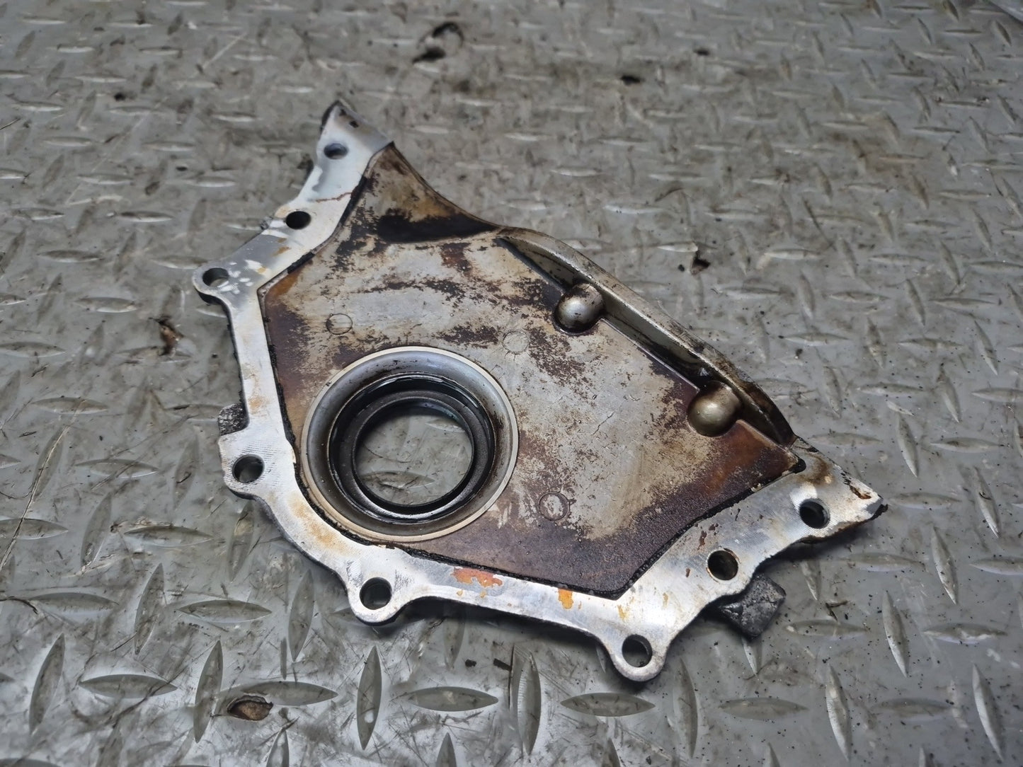 01-03 VW Eurovan T4 2.8L Engine Motor Front Oil Seal Plate Housing 021103153A