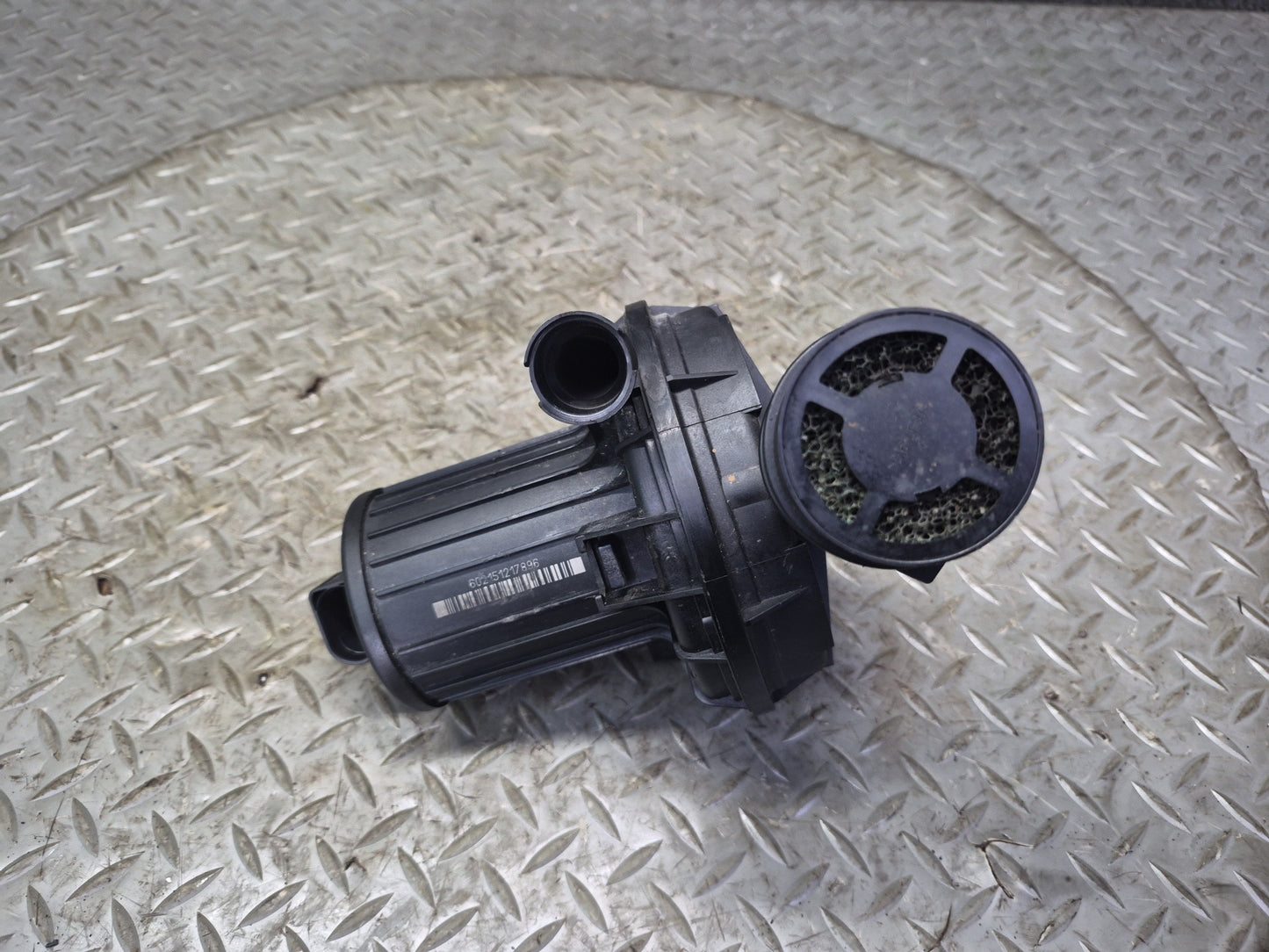 01-03 VW Eurovan T4 Secondary Air Injection Smog Pump 06A959253B OEM
