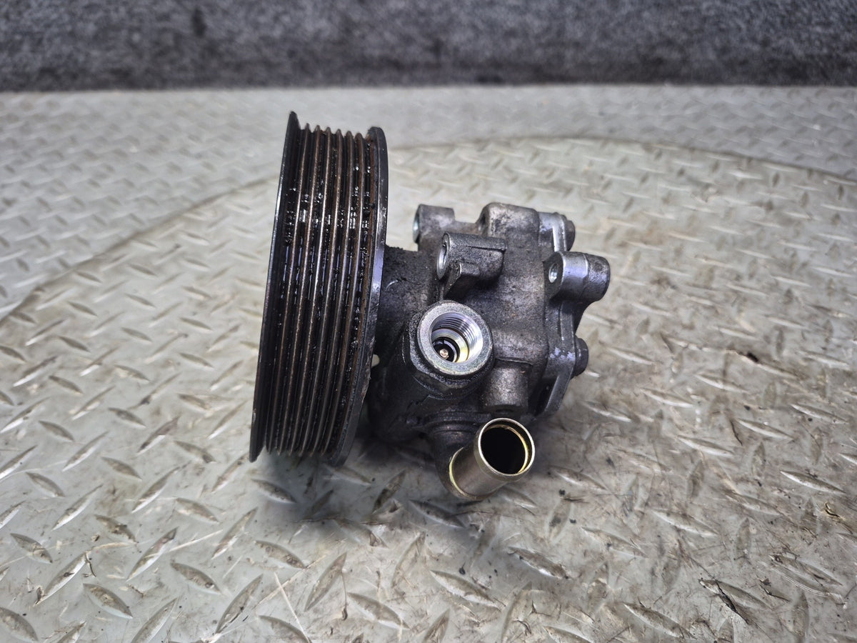 01-03 VW Eurovan T4 2.8L Power Steering Pump w Pulley OEM