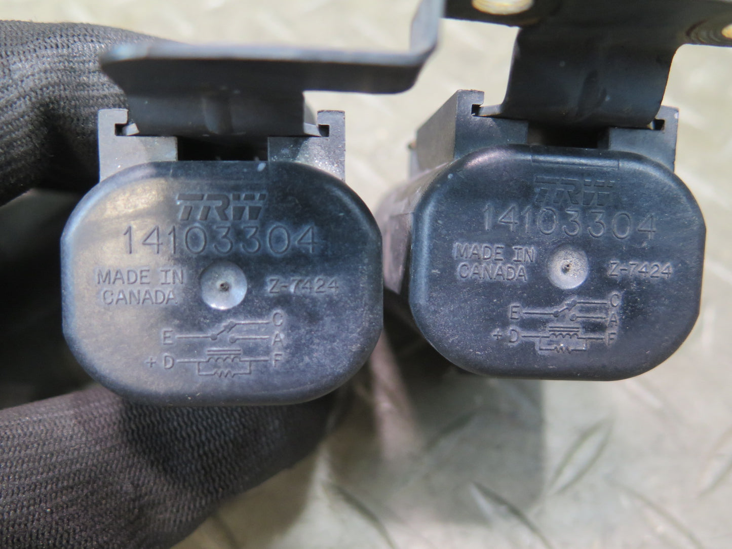 90-96 Chevrolet Corvette C4 Set of 2 Engine Riadiator Coolant Relay OEM