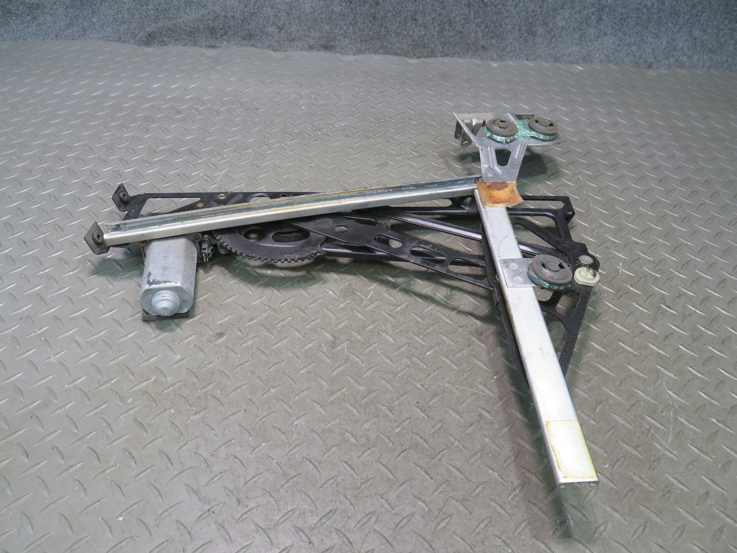 84-96 Chevrolet Corvette C4 Right Door Window Regulator w Motor OEM