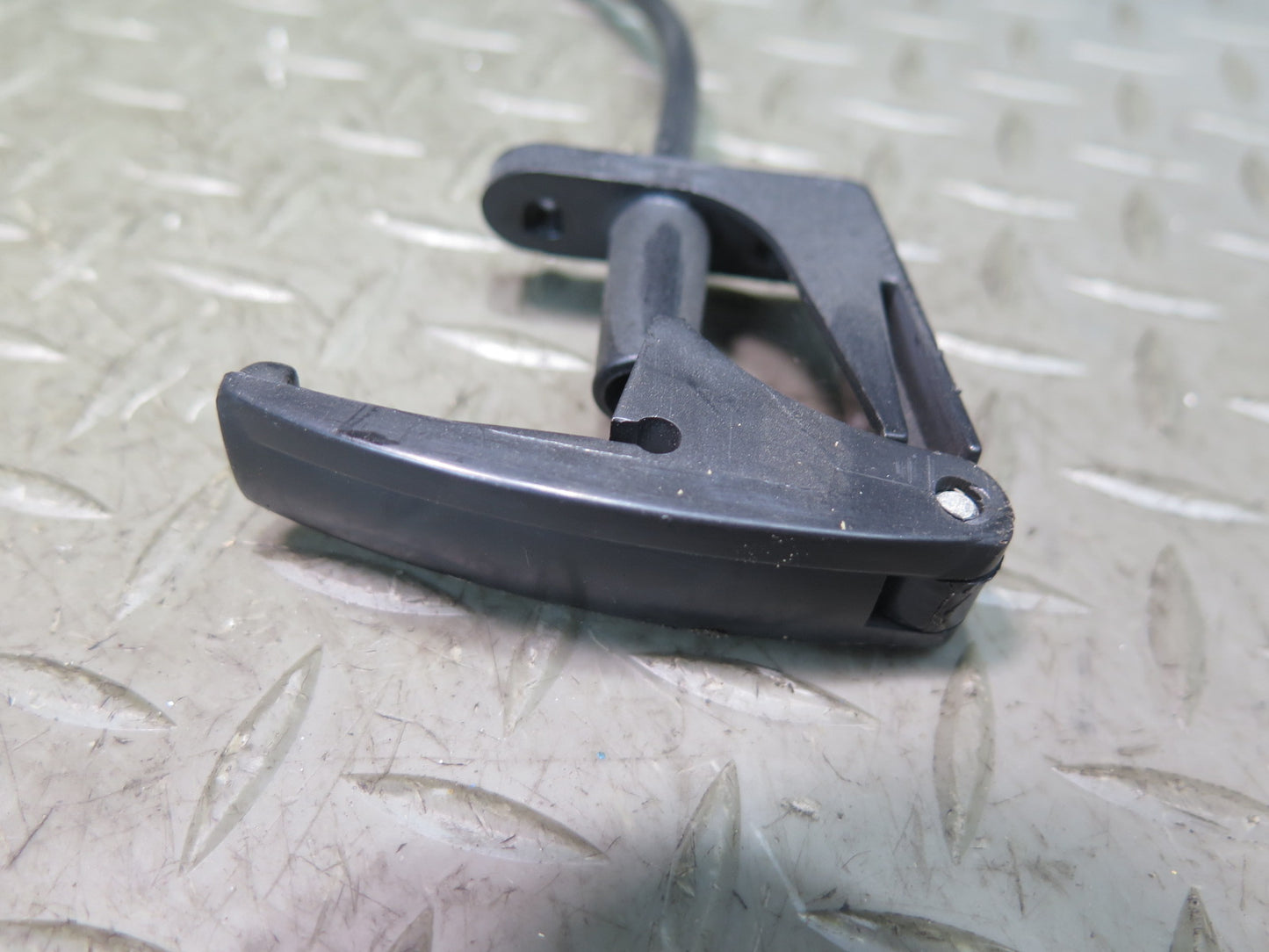 1992 Chevrolet Corvette C4 Convert TOP Deck Lid Release Cable Latch Handle OEM