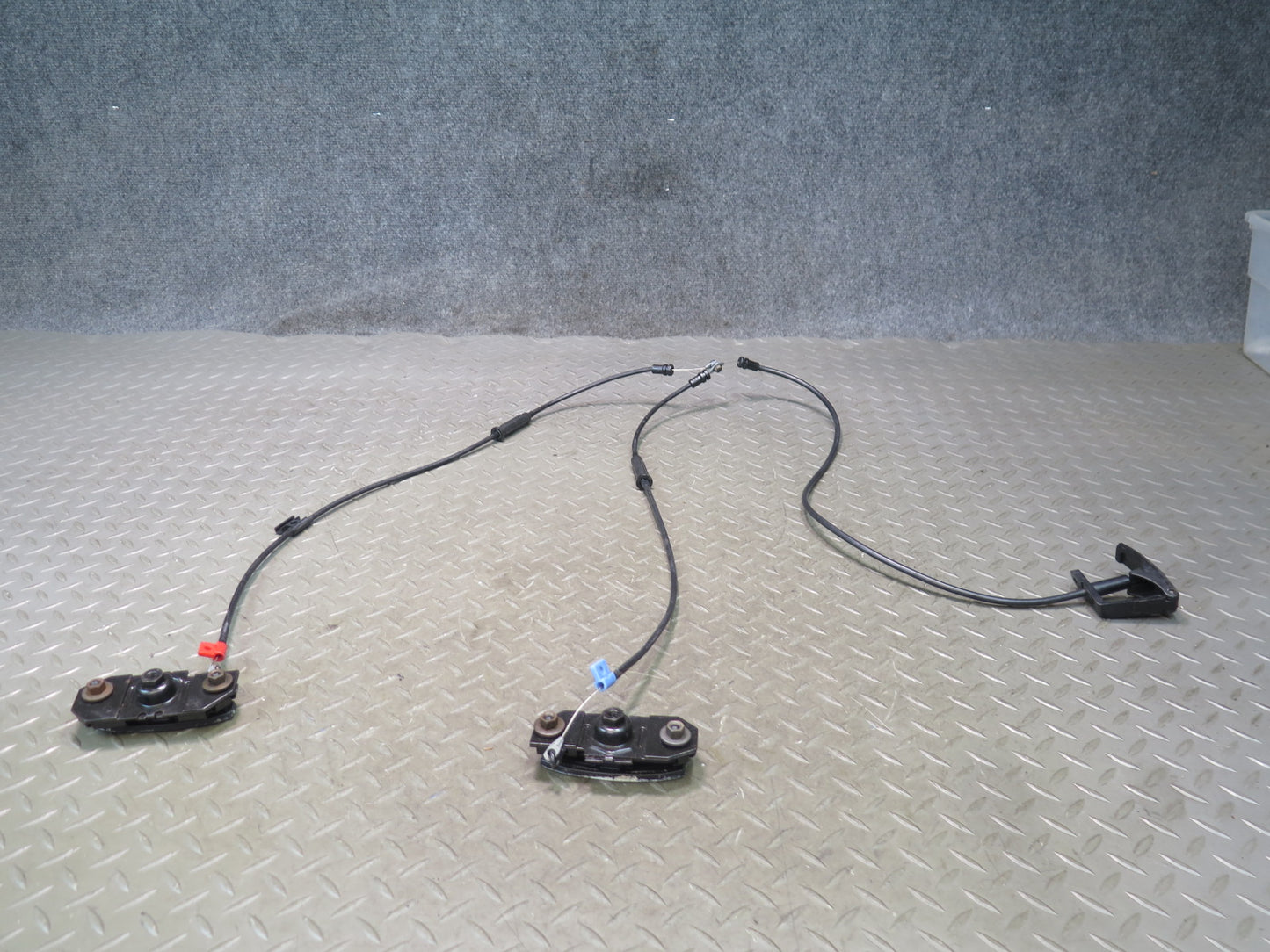 1992 Chevrolet Corvette C4 Convert TOP Deck Lid Release Cable Latch Handle OEM