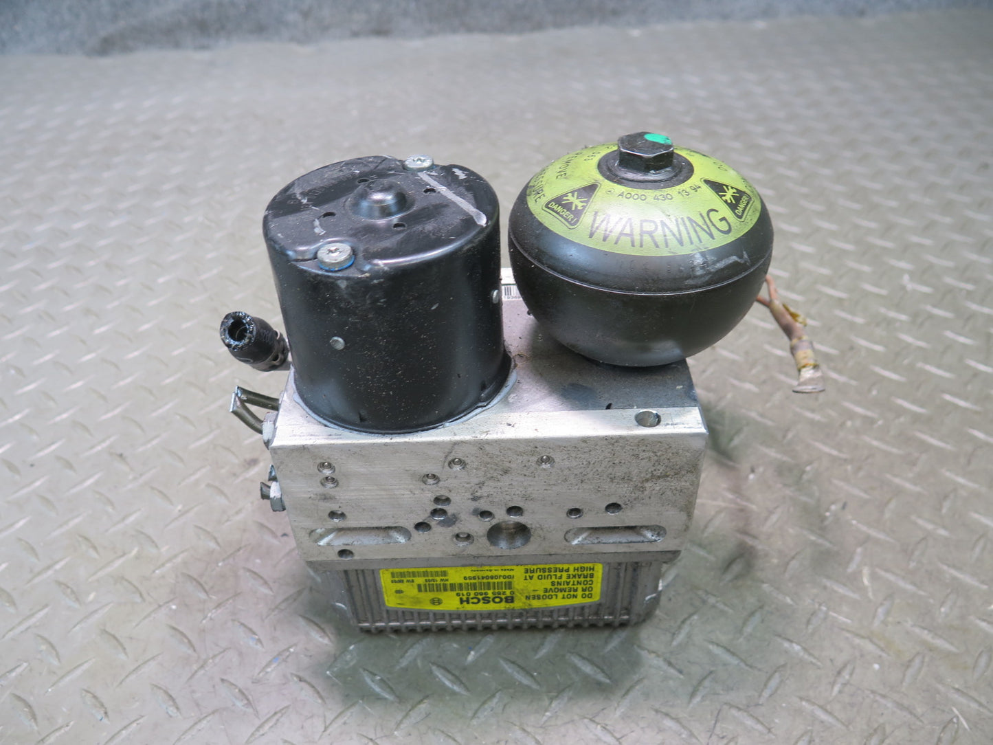 03-08 Mercedes R230 SL55 AMG Anti Lock Brake ABS SBC Pump Module OEM