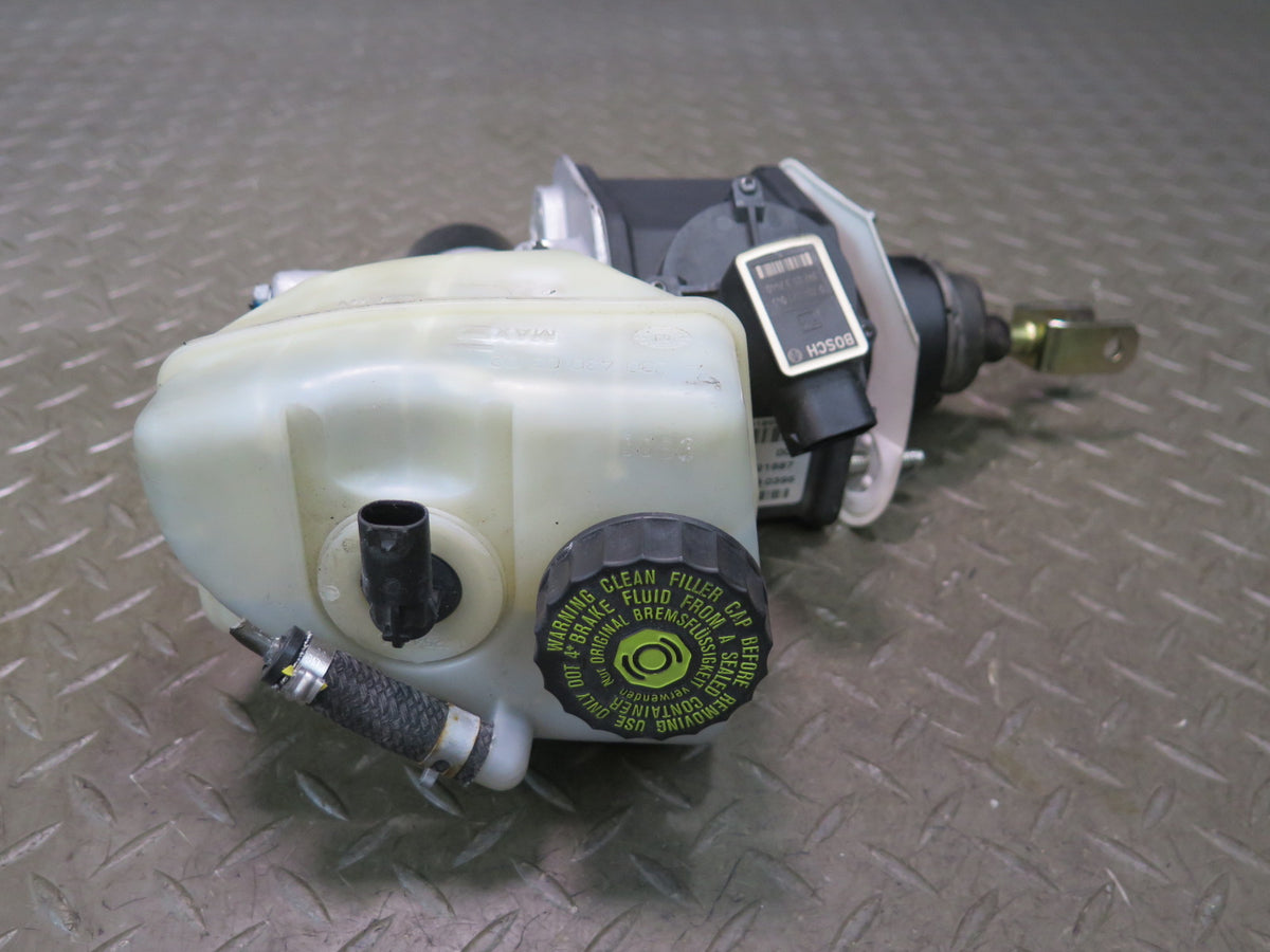 03-08 Mercedes R230 SL55 AMG Master Cylinder Brake Booster w Reservoir OEM
