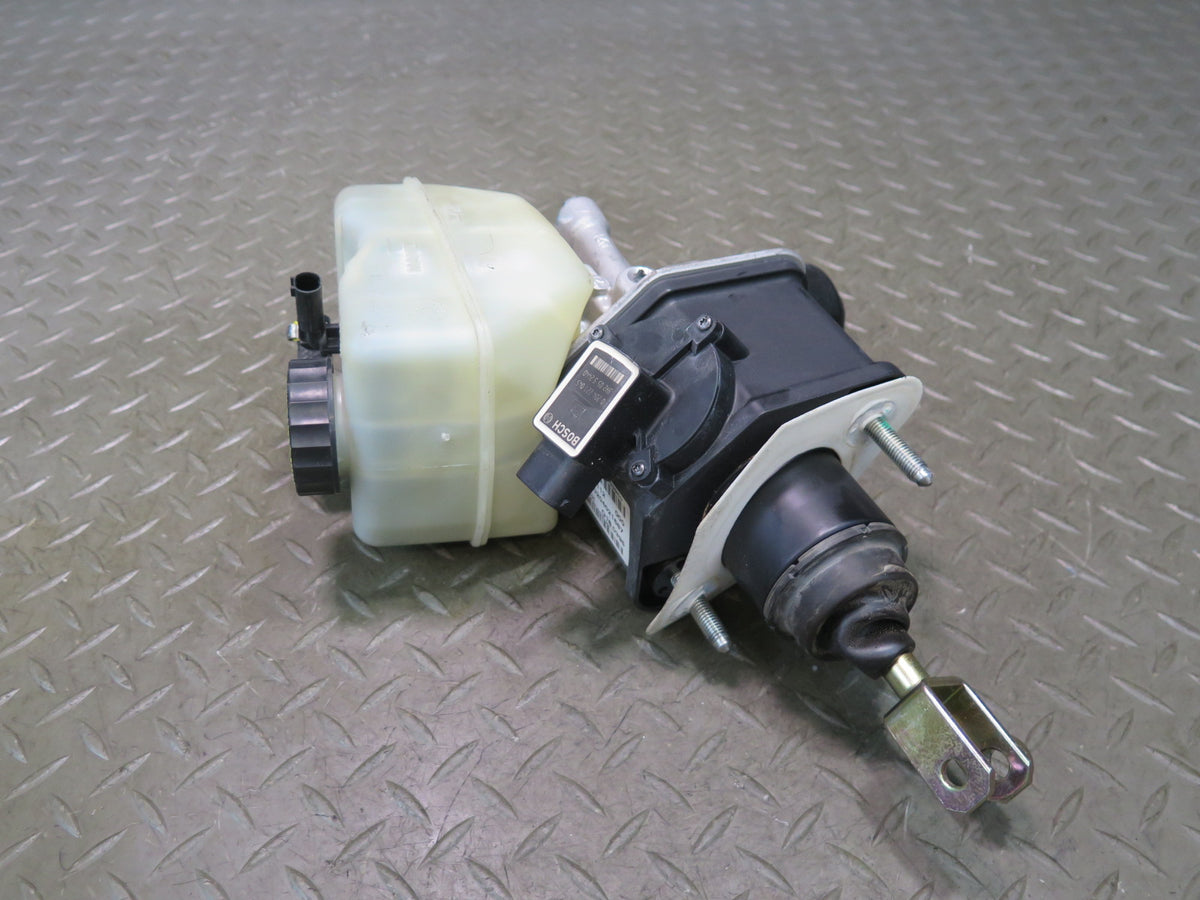 03-08 Mercedes R230 SL55 AMG Master Cylinder Brake Booster w Reservoir OEM