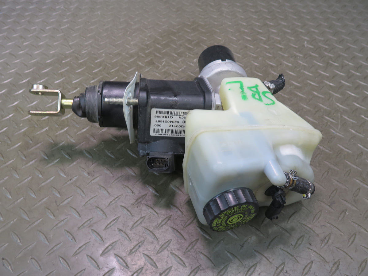 03-08 Mercedes R230 SL55 AMG Master Cylinder Brake Booster w Reservoir OEM