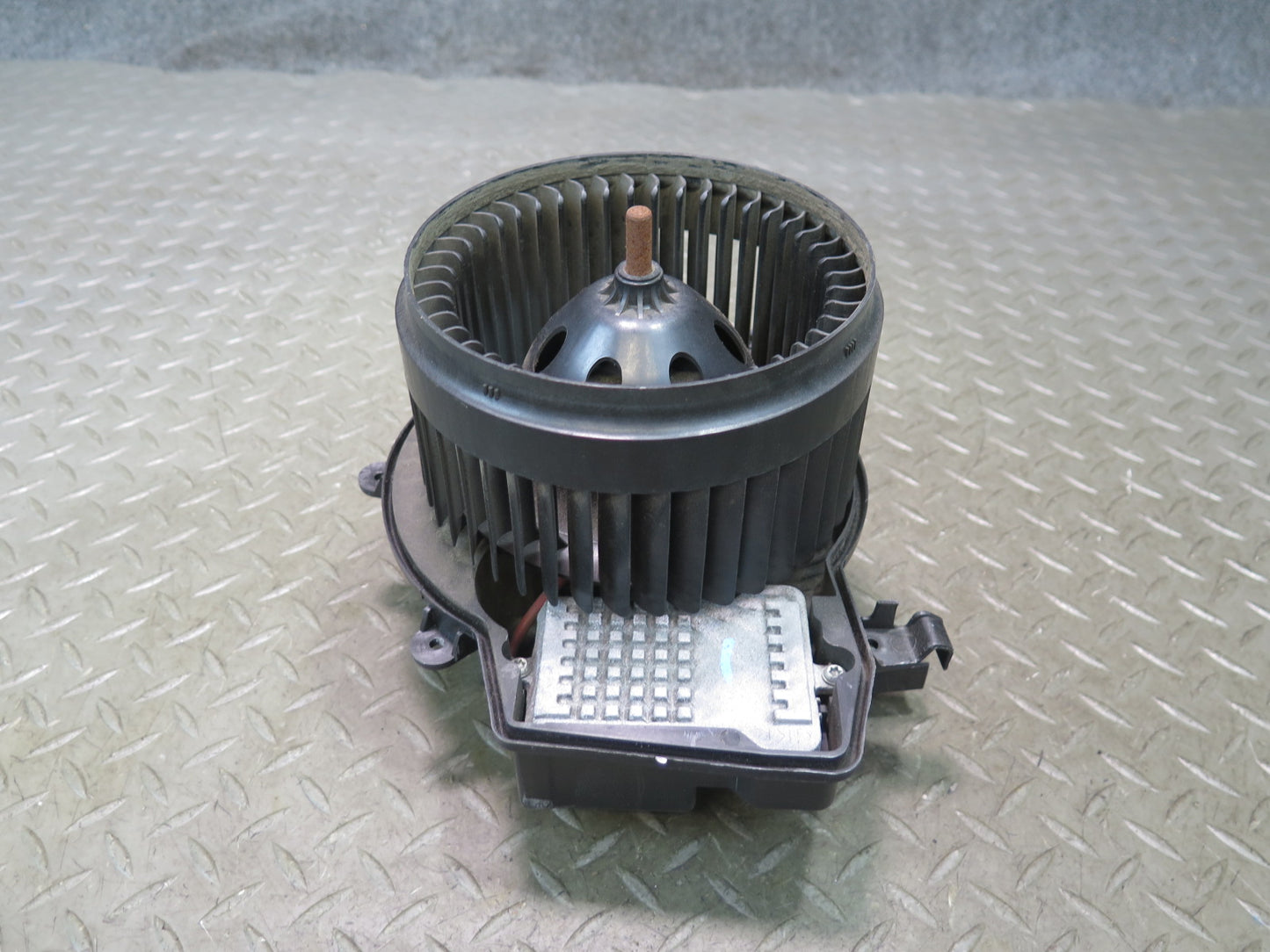 03-12 Mercedes R230 Sl-class A/C Air Heater Blower Motor Fan w Resistor OEM