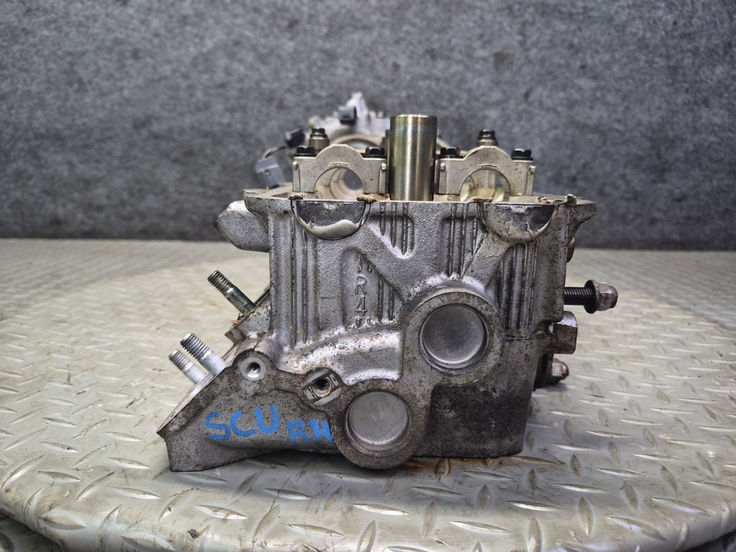 98-00 Lexus LS400 SC400 1UZFE 4.0L Right Engine Cylinder Head 115K Miles OEM