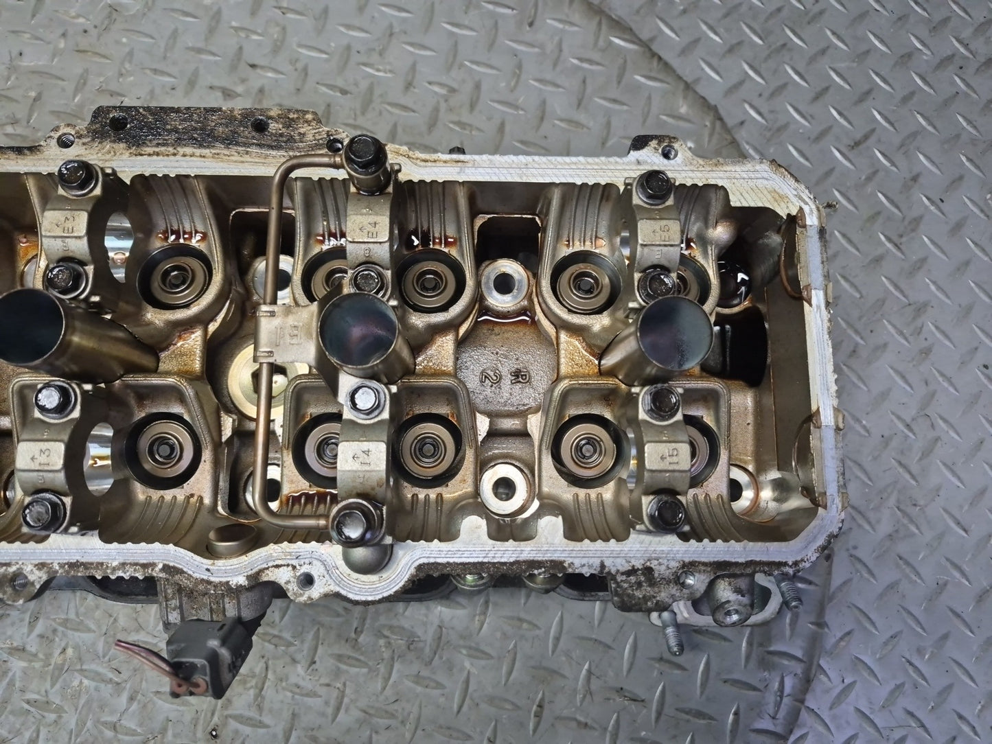 98-00 Lexus LS400 SC400 1UZFE 4.0L Right Engine Cylinder Head 115K Miles OEM