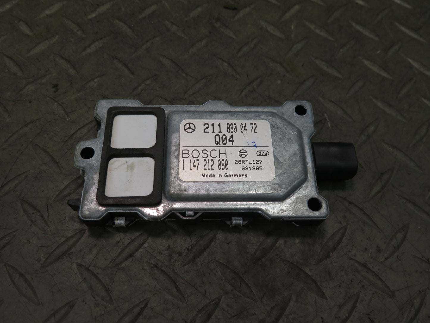 03-08 Mercedes R230 Sl-class Air Pollution Quality Sensor Module 2118300472 OEM