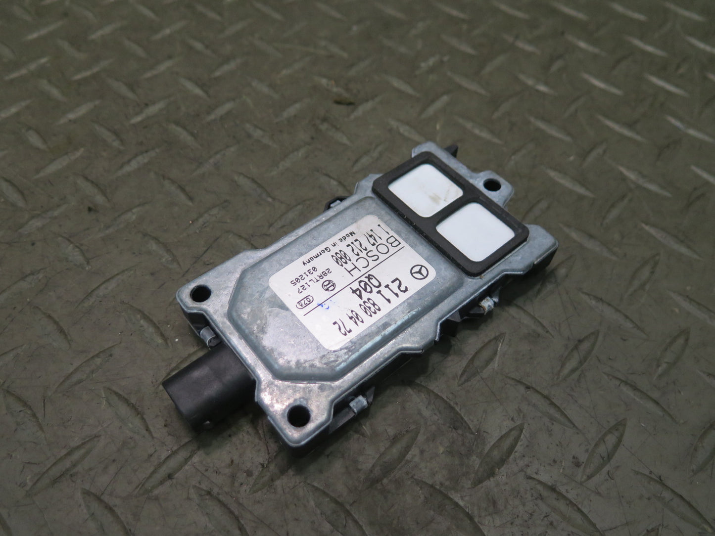 03-08 Mercedes R230 Sl-class Air Pollution Quality Sensor Module 2118300472 OEM