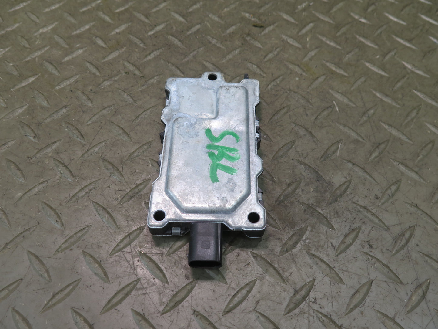 03-08 Mercedes R230 Sl-class Air Pollution Quality Sensor Module 2118300472 OEM