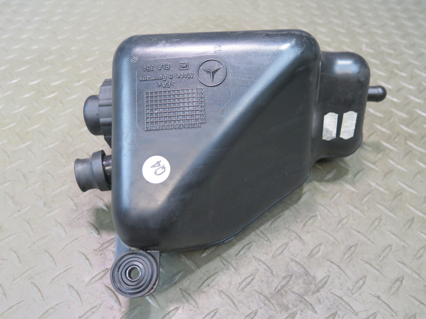 03-08 Mercedes R230 ABC Hydraulic Suspension Fluid Reservoir Tank OEM