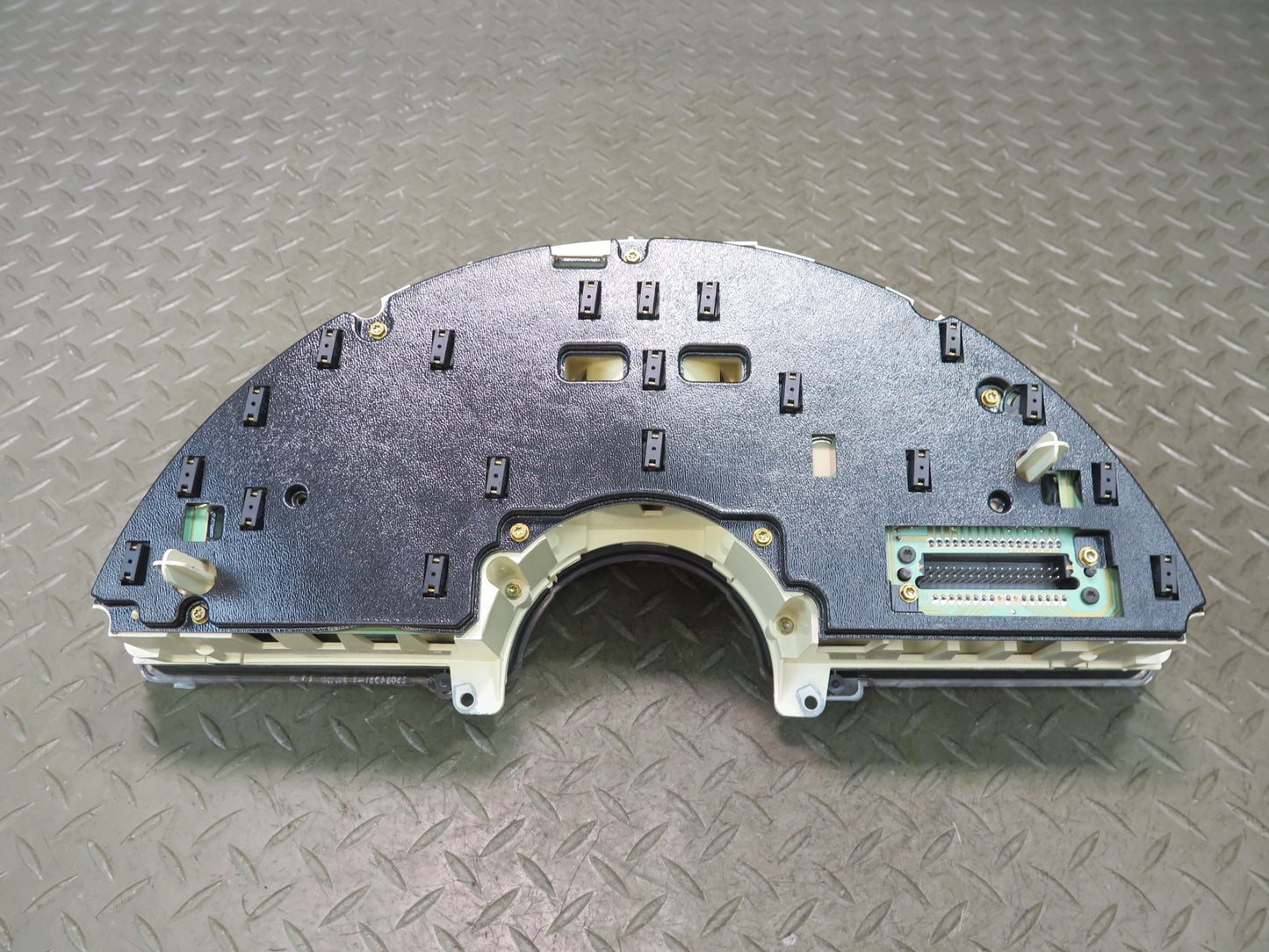 92-93 Chevrolet Corvette C4 Instrument Cluster Gauge Speedometer OEM