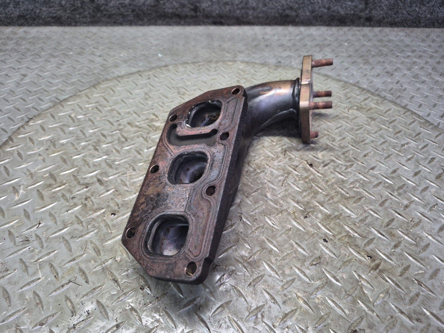 01-03 VW Eurovan T4 2.8L AXK Set of 2 Engine Exhaust Manifold OEM