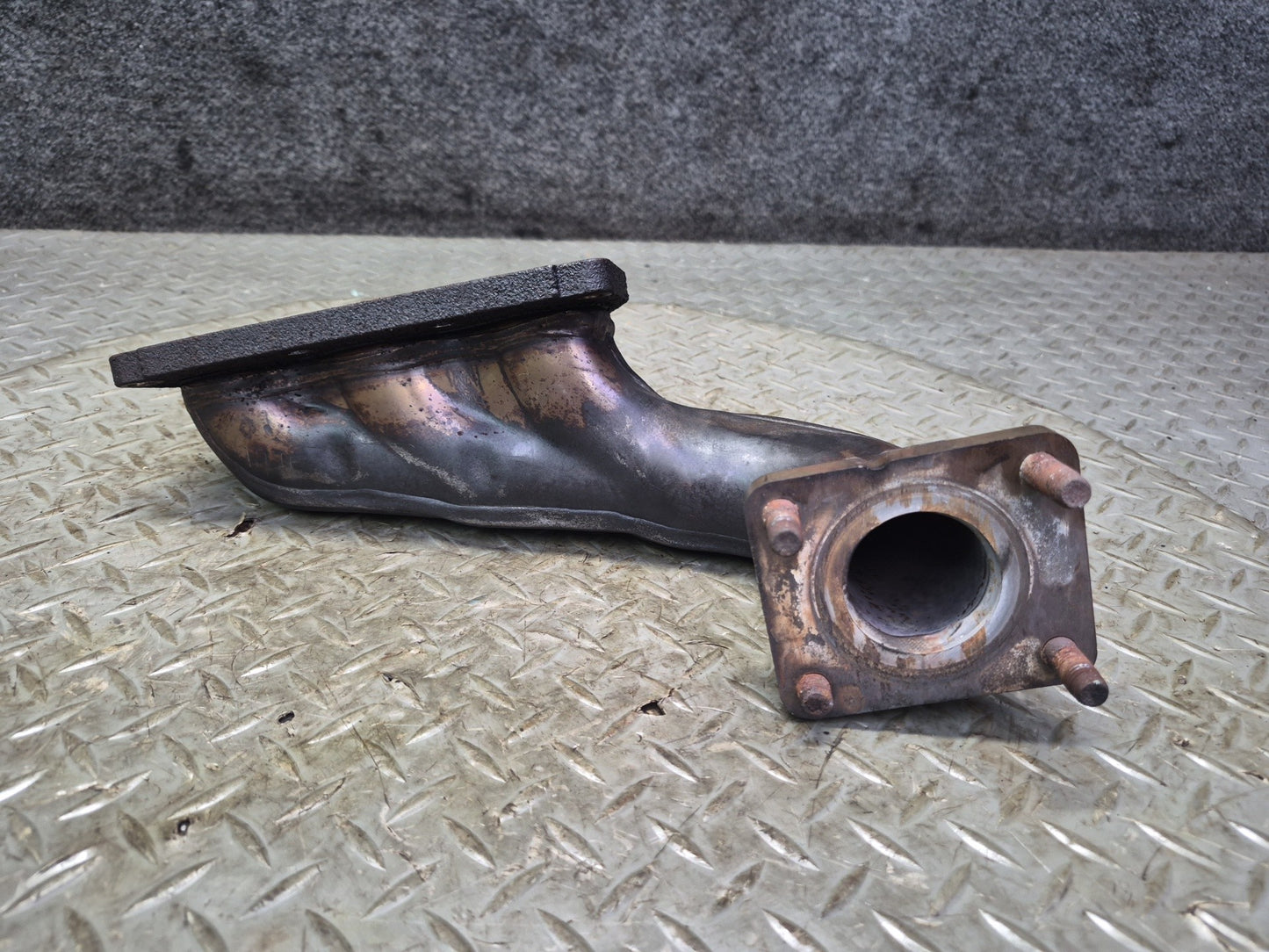 01-03 VW Eurovan T4 2.8L AXK Set of 2 Engine Exhaust Manifold OEM
