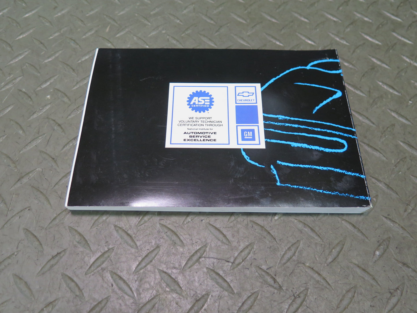1992 Chevrolet Corvette C4 Owner User Guide Manual Book Flash Light Set w Case