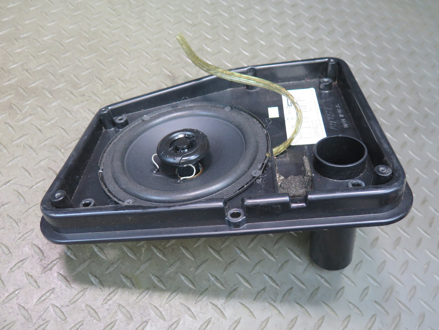 90-96 Chevrolet Corvette C4 Conv Set of 2 Rear Left & Right Phoenix Gold Speaker