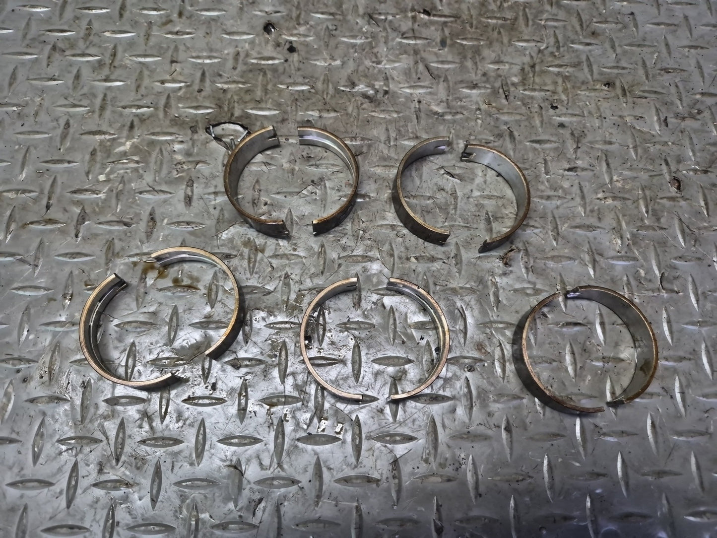 01-03 VW Eurovan T4 2.8L AXK VR6 Engine Crankshaft w Bearings & Pulley 108K OEM