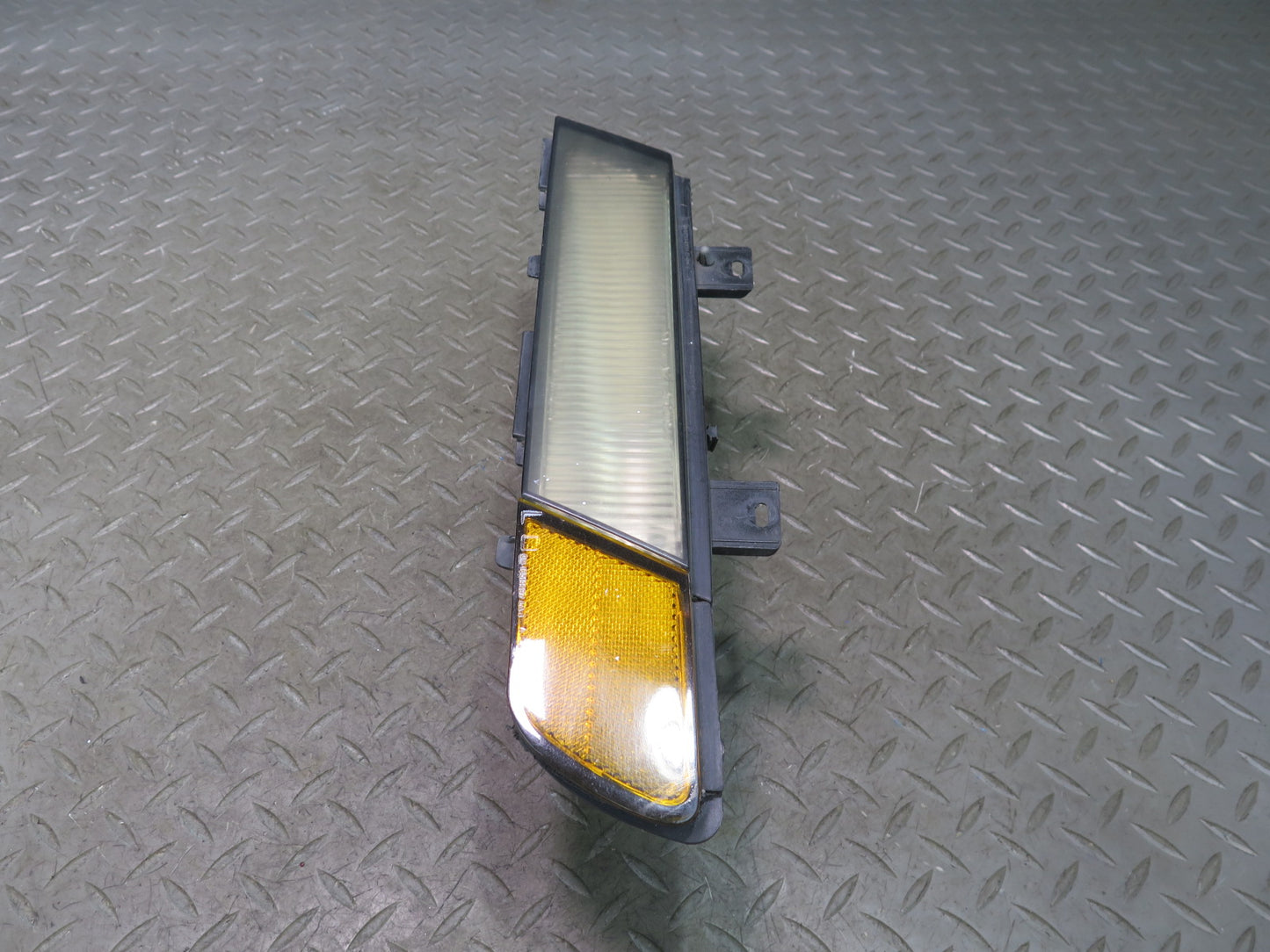 91-96 Chevrolet Corvette C4 Set of 2 Front Left & Right Side Marker Light OEM