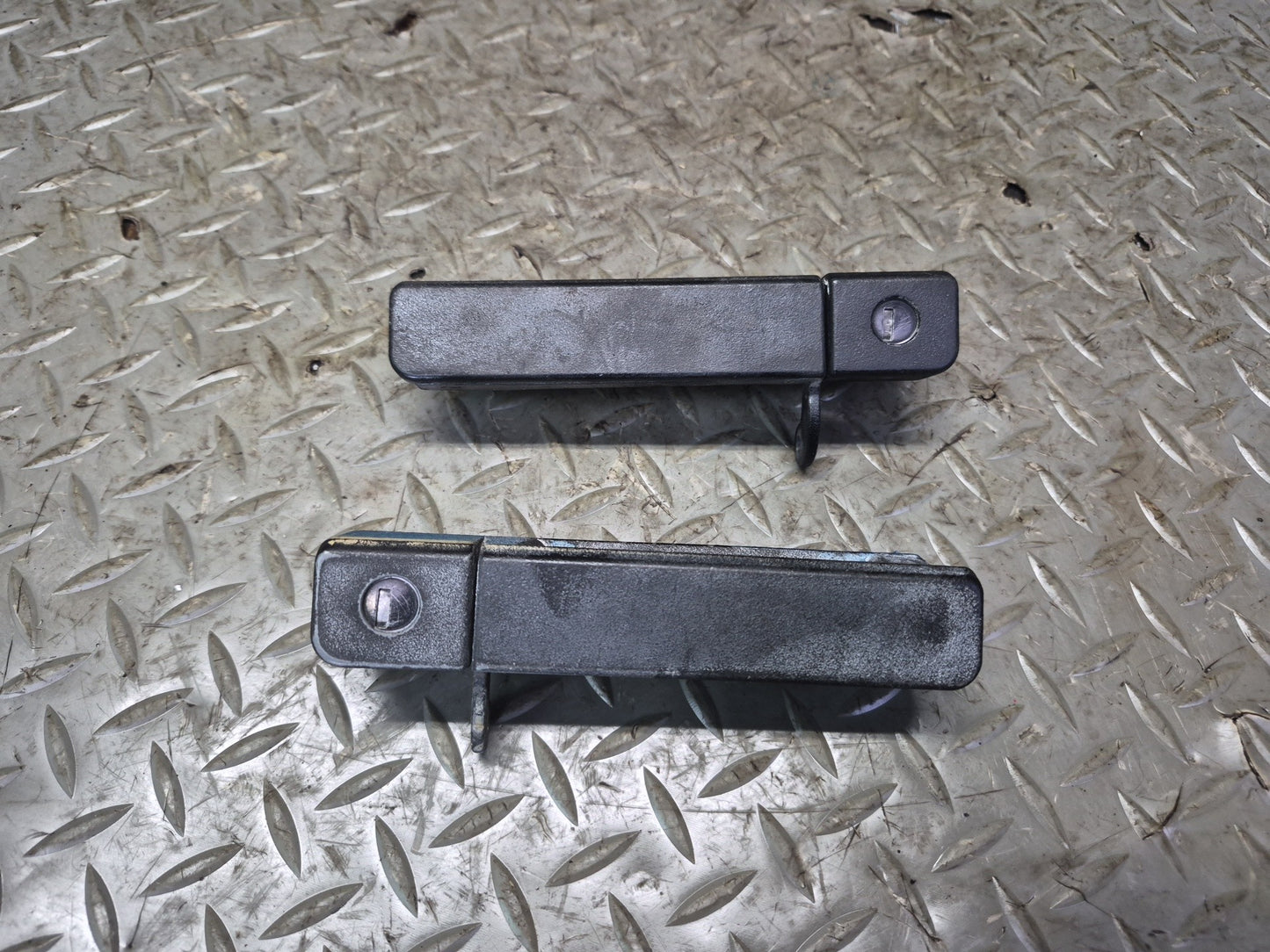 1992 Chevrolet Corvette C4 A/T Steering Column Ignition Switch Lock KEY Set OEM