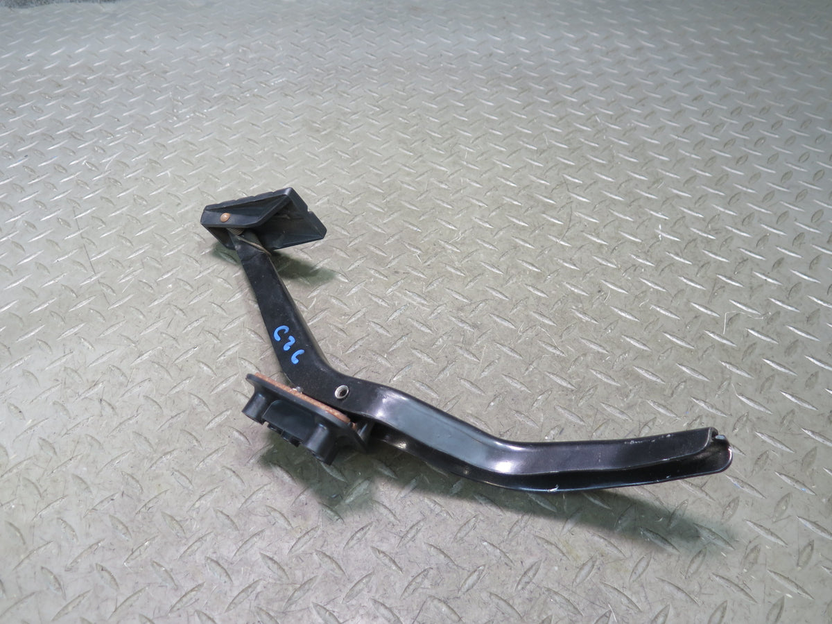 92-96 Chevrolet Corvette C4 Gas Acceleration Pedal OEM
