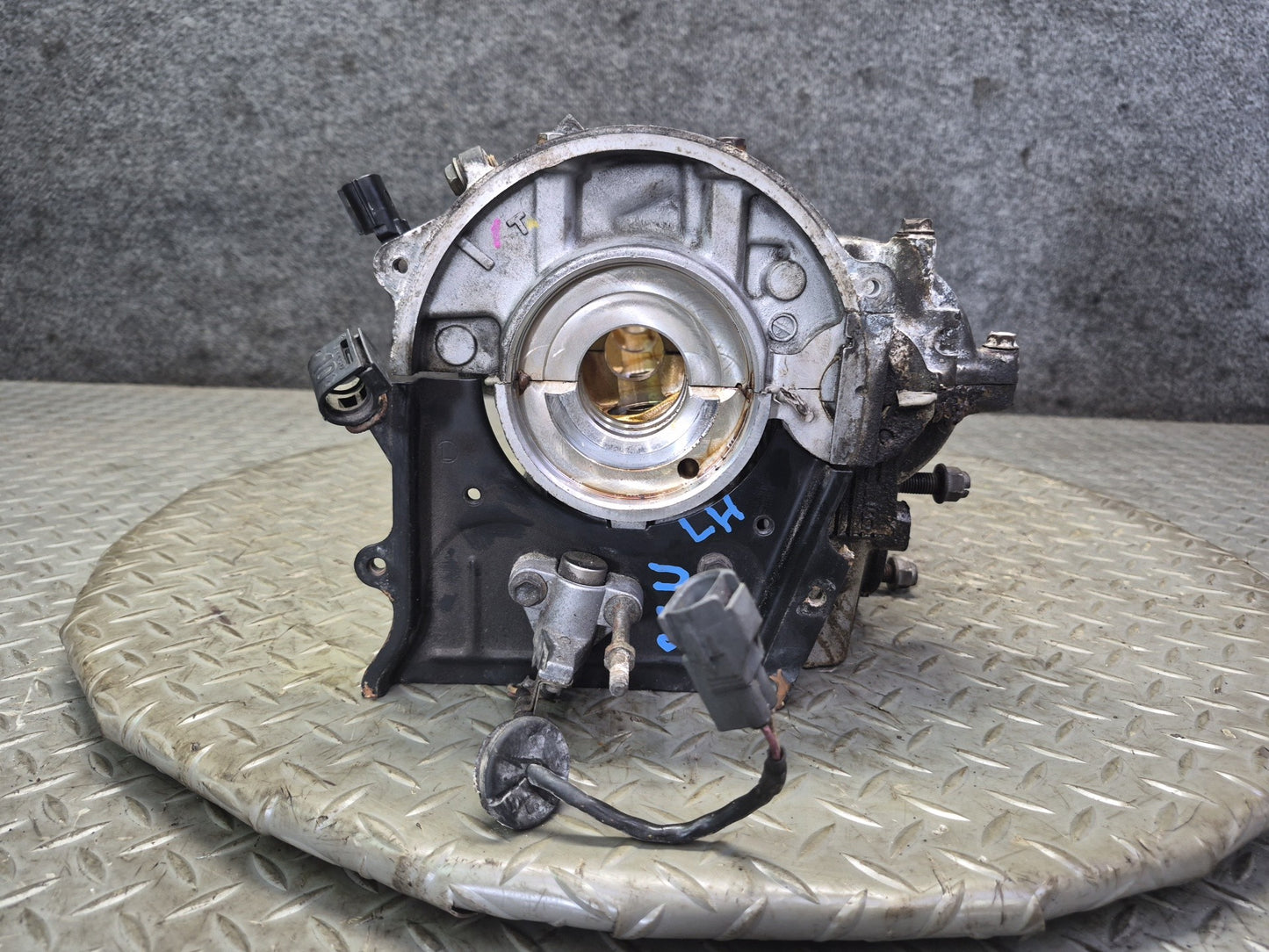 98-00 Lexus LS400 SC400 1UZFE 4.0L Left Engine Cylinder Head 115K Miles OEM