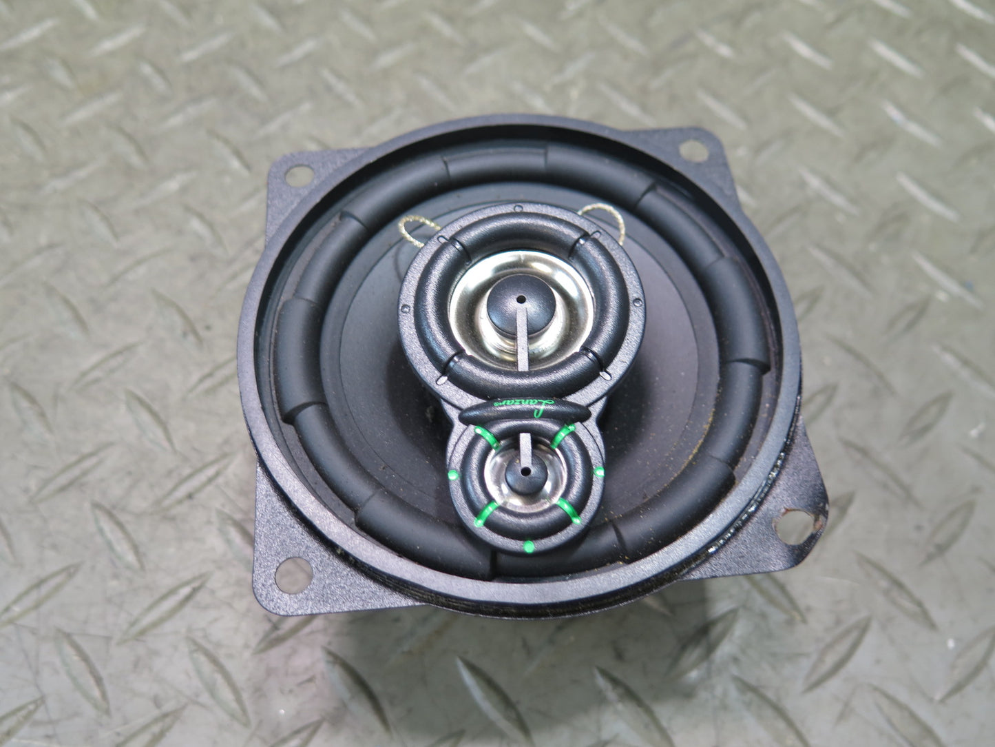 Set of 2 Lanzar VX430 4" 3-WAY Speaker