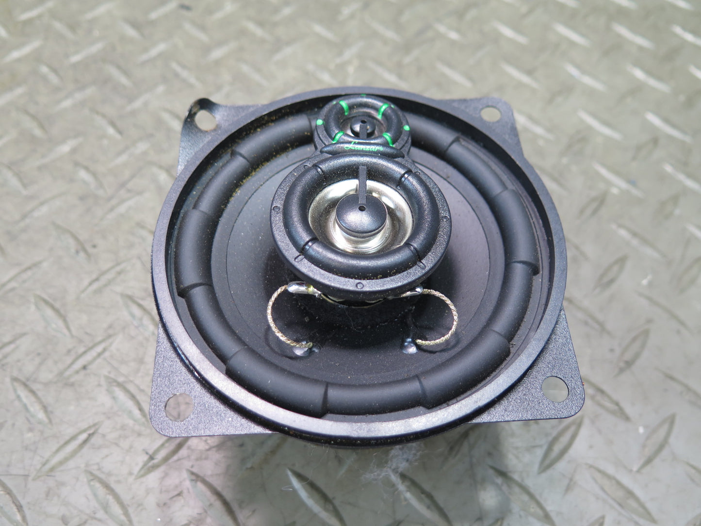 Set of 2 Lanzar VX430 4" 3-WAY Speaker