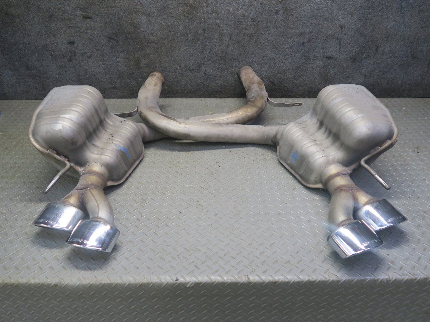 03-08 Mercedes R230 SL55 AMG Set of Rear Left & Right Exhaust Muffler Pipe OEM
