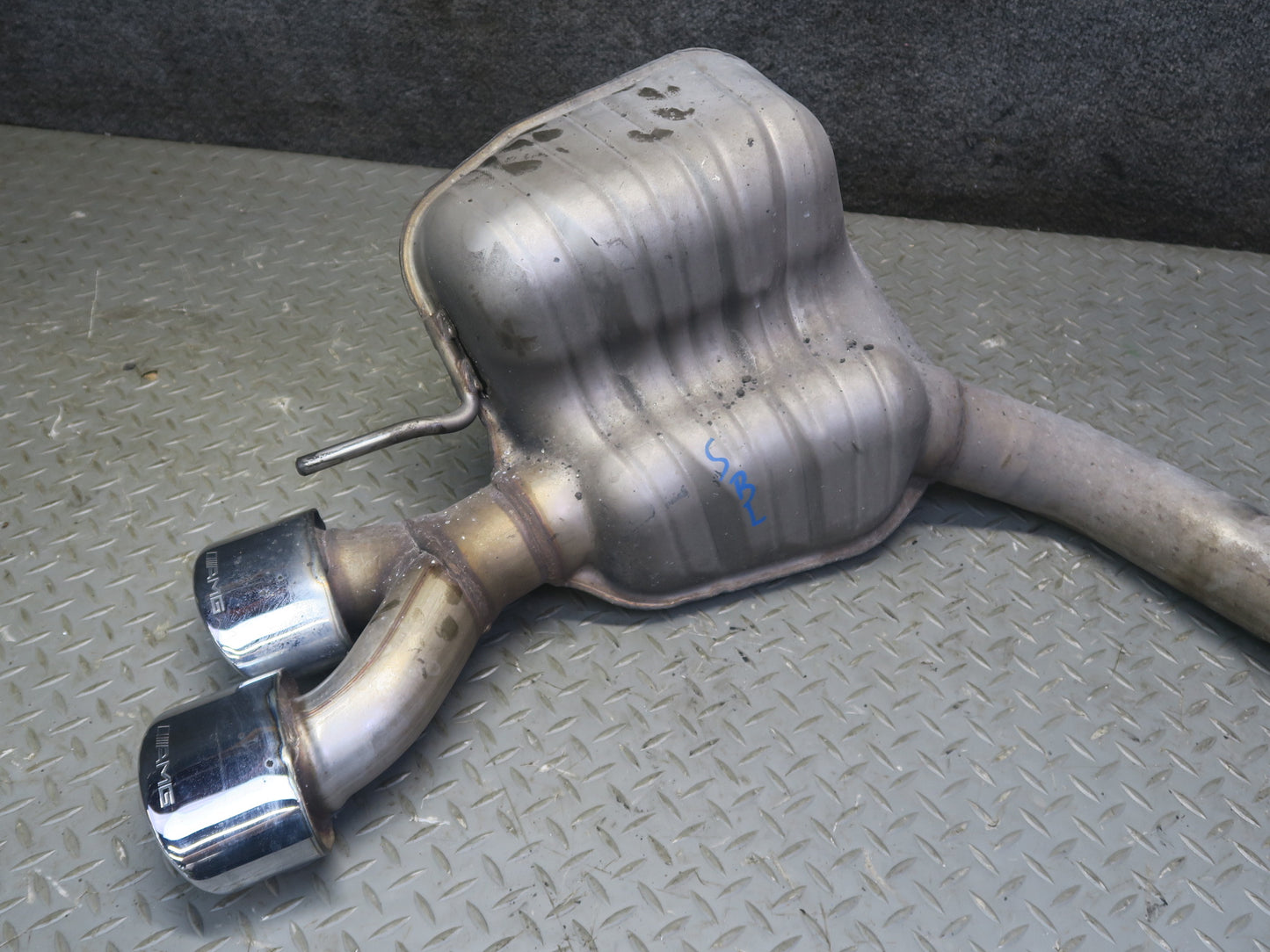 03-08 Mercedes R230 SL55 AMG Set of Rear Left & Right Exhaust Muffler Pipe OEM