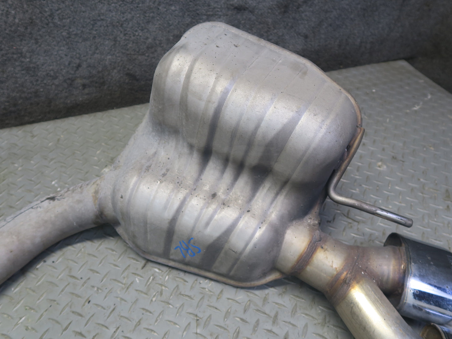 03-08 Mercedes R230 SL55 AMG Set of Rear Left & Right Exhaust Muffler Pipe OEM