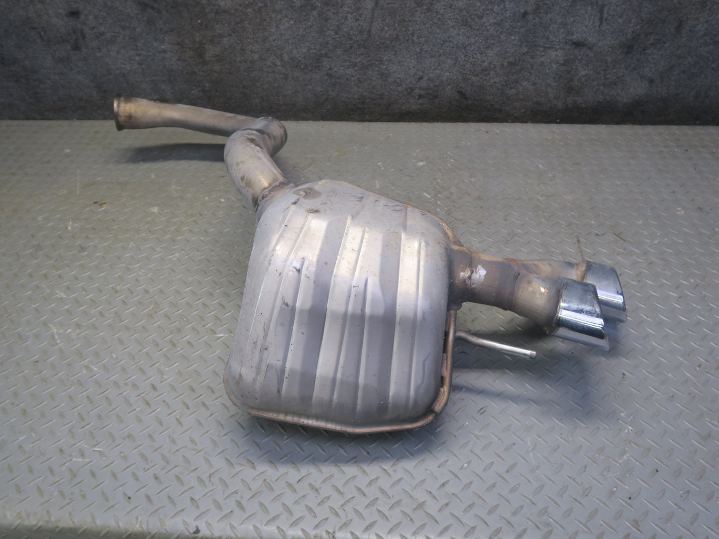 03-08 Mercedes R230 SL55 AMG Set of Rear Left & Right Exhaust Muffler Pipe OEM