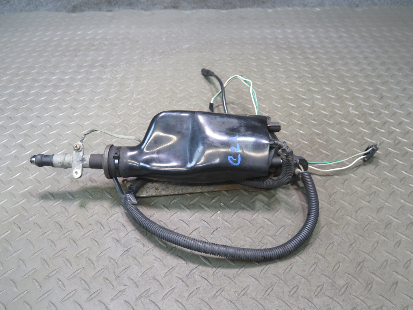 90-92 Chevrolet Corvette C4 Radio Power Antenna Assembly OEM