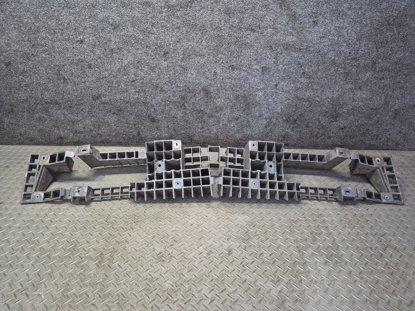 91-96 Chevrolet Corvette C4 Front Bumper Impact Absorber Retainer OEM
