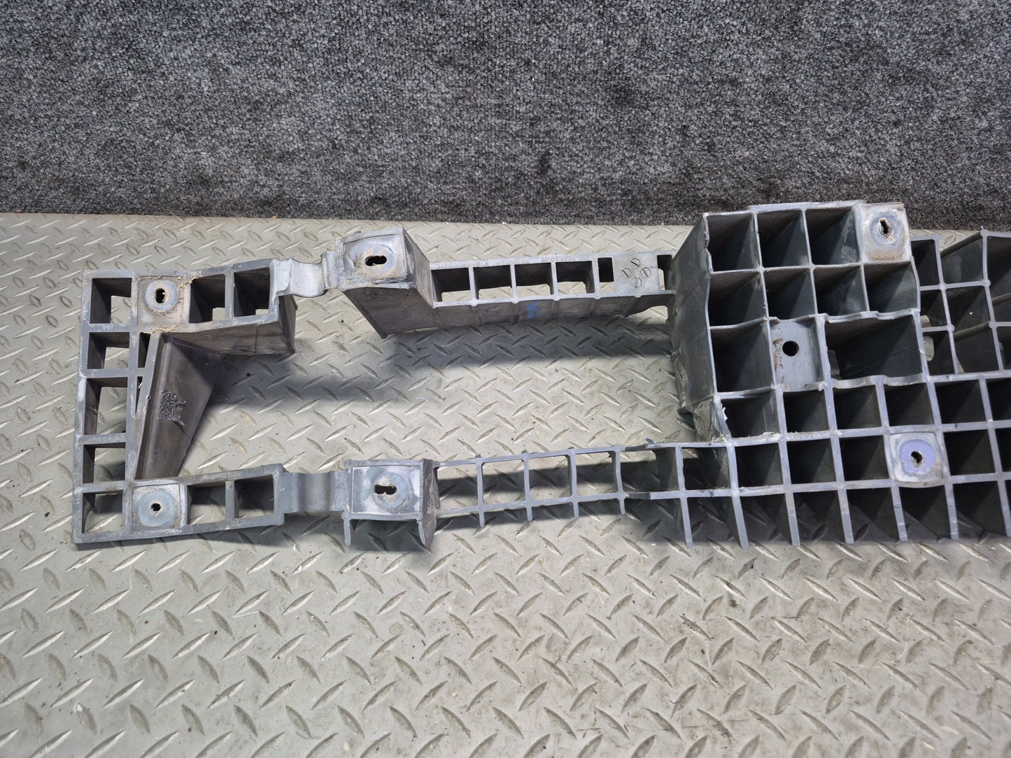 91-96 Chevrolet Corvette C4 Front Bumper Impact Absorber Retainer OEM