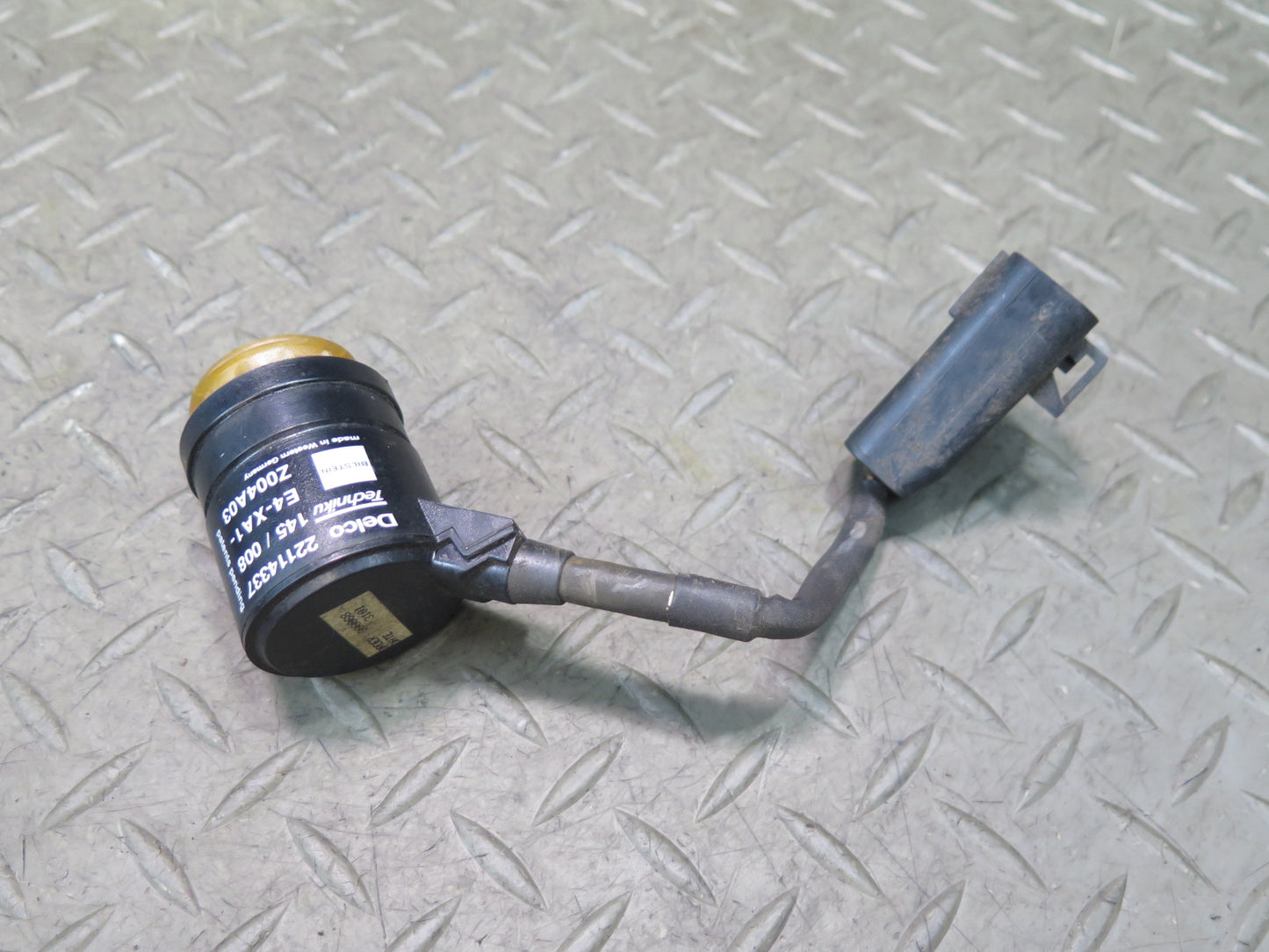 90-96 Chevrolet Corvette C4 Set of 2 Rear Left & Right Shock Actuator OEM