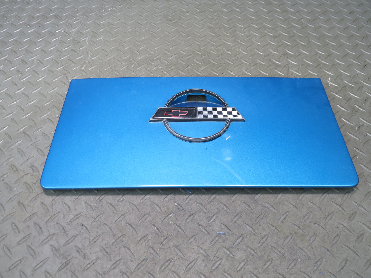 86-96 Chevrolet Corvette C4 Fuel Tank Filler Door Lid w Emblem Bright Aqua OEM