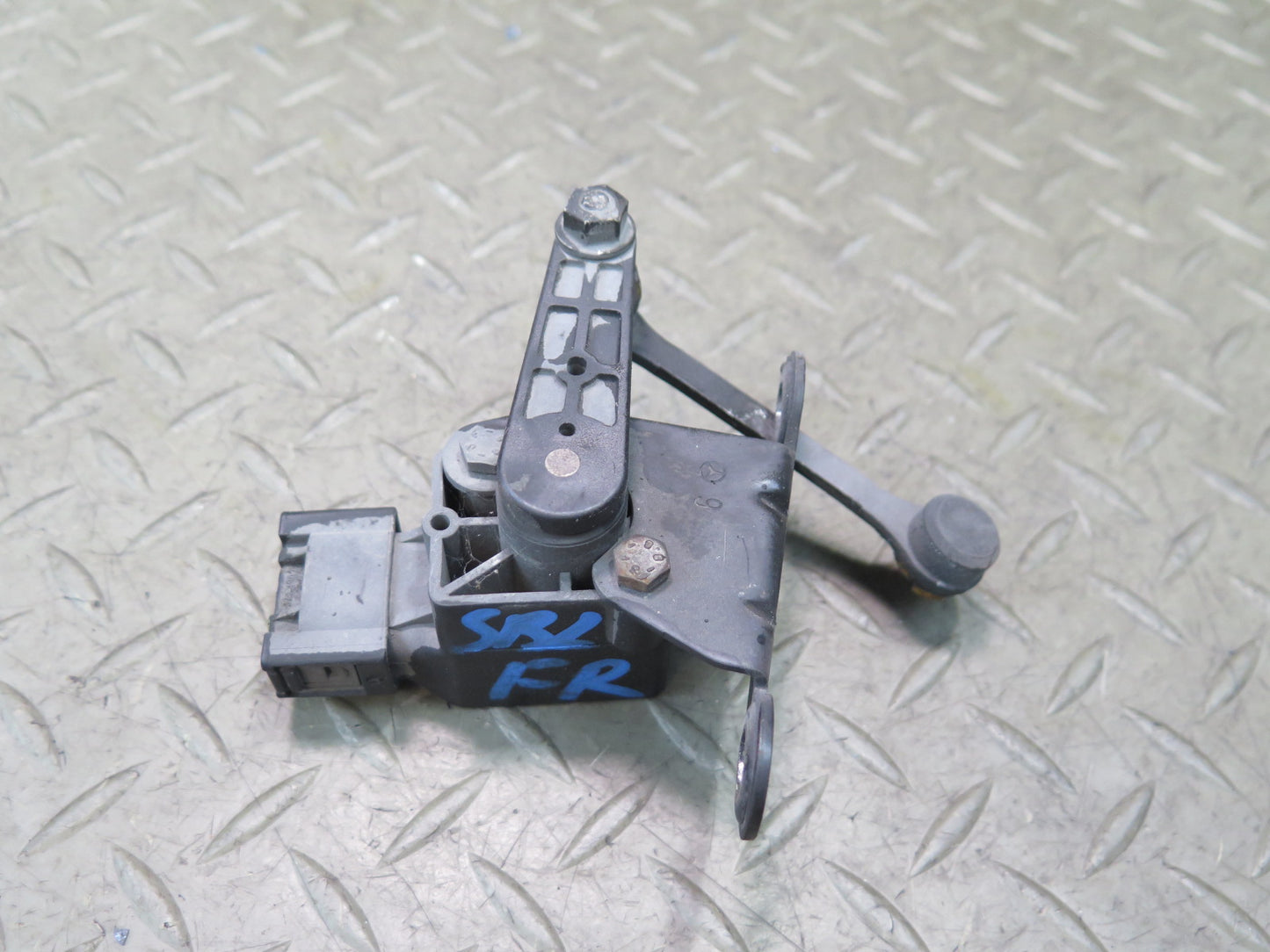 03-12 Mercedes R230 Sl-class Front Right Suspension Height Level Sensor OEM