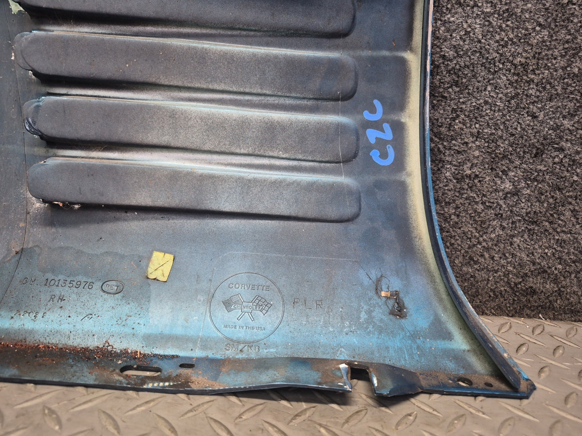 91-94 Chevrolet Corvette C4 Front Right Fender Lower Trim Molding Aqua OEM