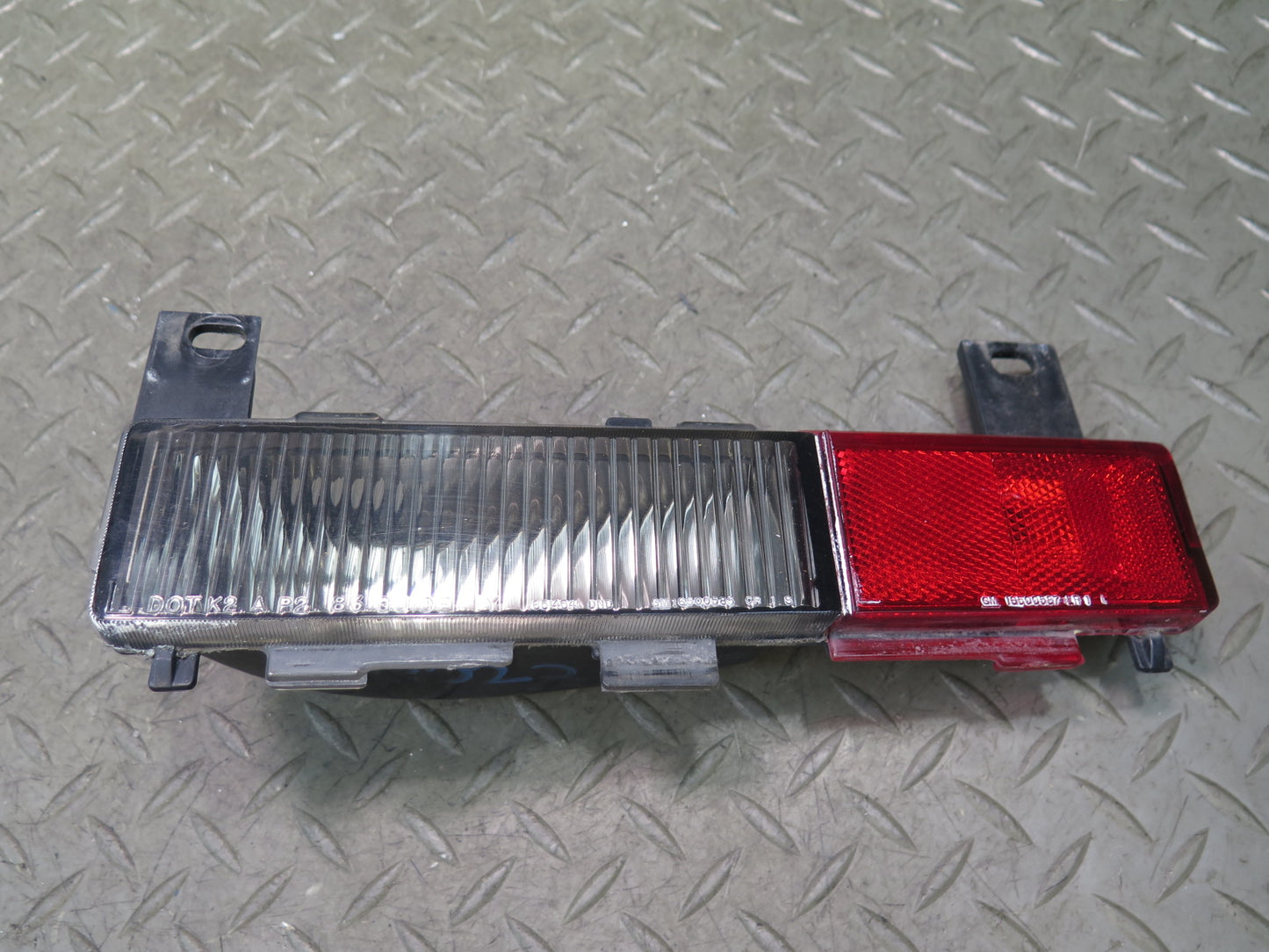 91-96 Chevrolet Corvette C4 Rear Left & Right Side Marker Light Lamp Set OEM