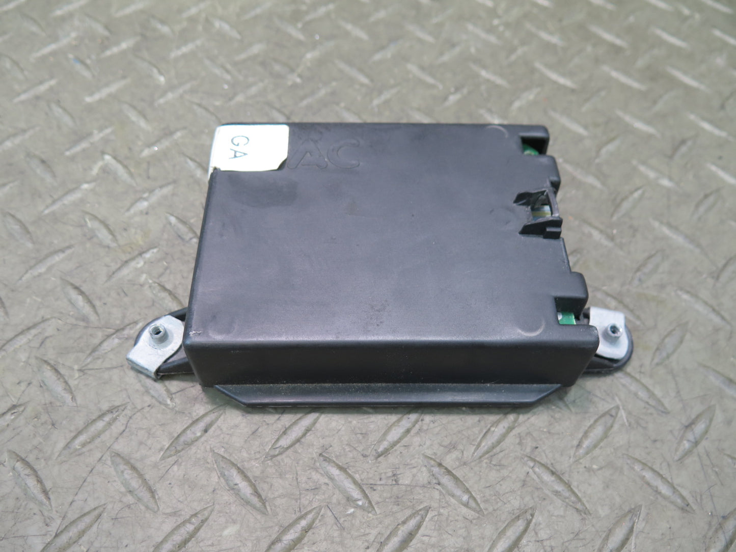 90-96 Chevrolet Corvette C4 Cruise Control Module 25110888 OEM