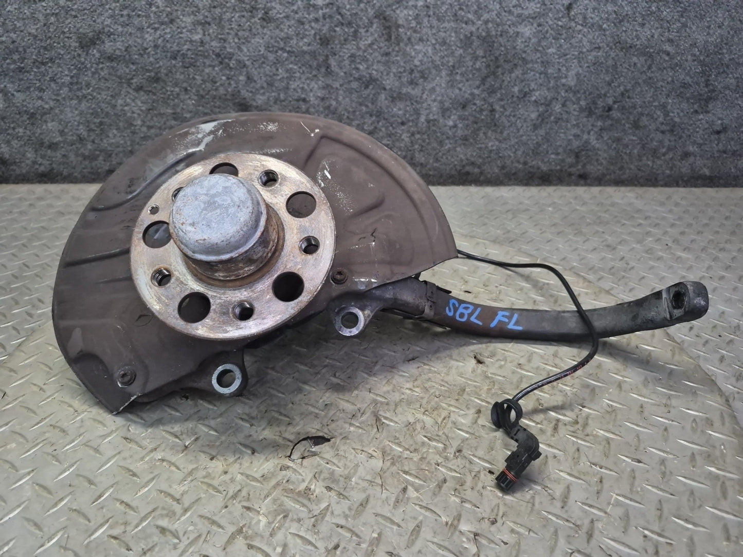 03-06 Mercedes R230 SL55 AMG Front Left Spindle Knuckle Wheel Hub Bearing OEM