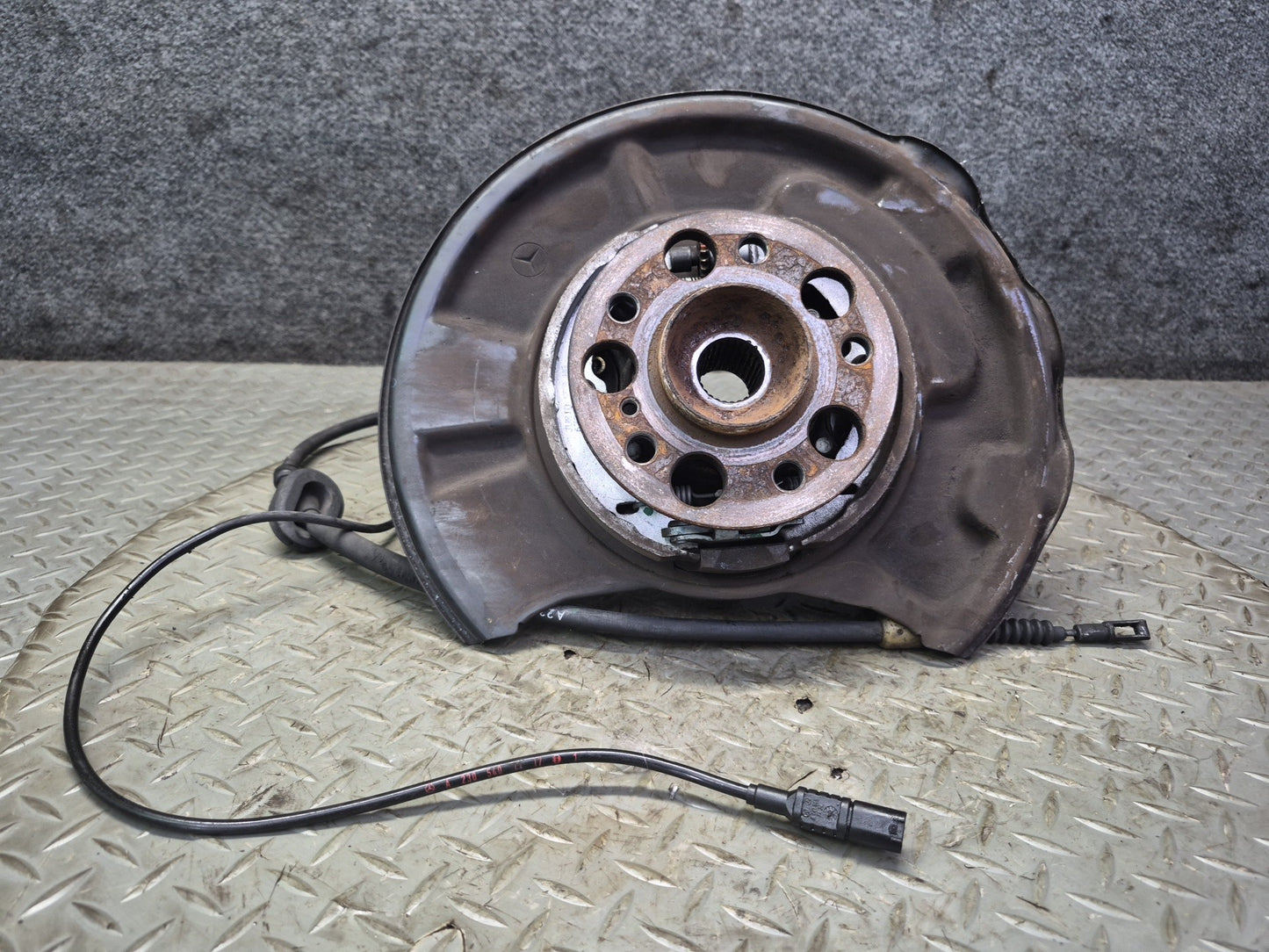 03-08 Mercedes R230 SL55 AMG Rear Left Spindle Knuckle Wheel Hub Bearing OEM