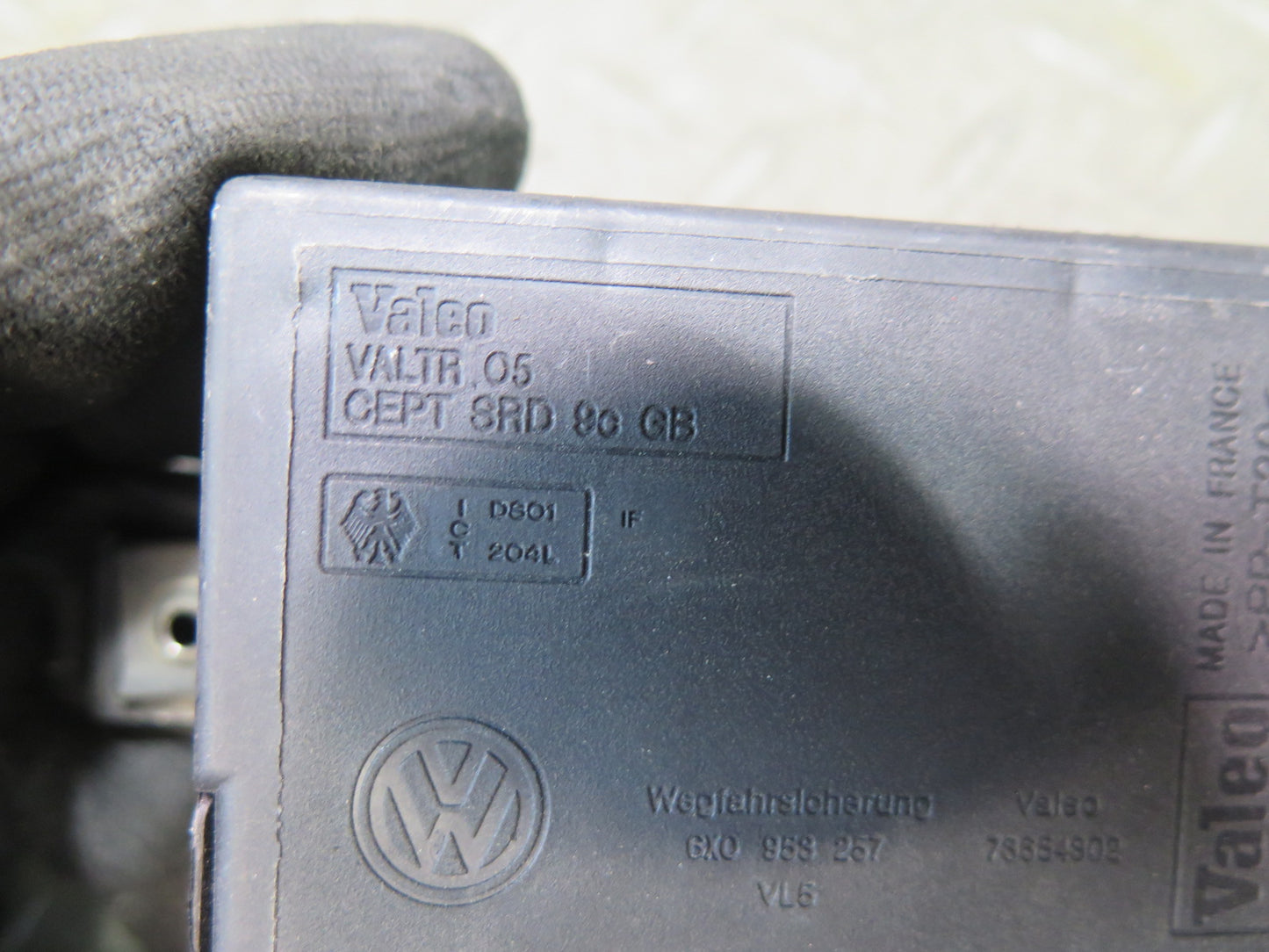 99-03 VW Eurovan T4 Immobilizer Control Module 6X0953257 OEM