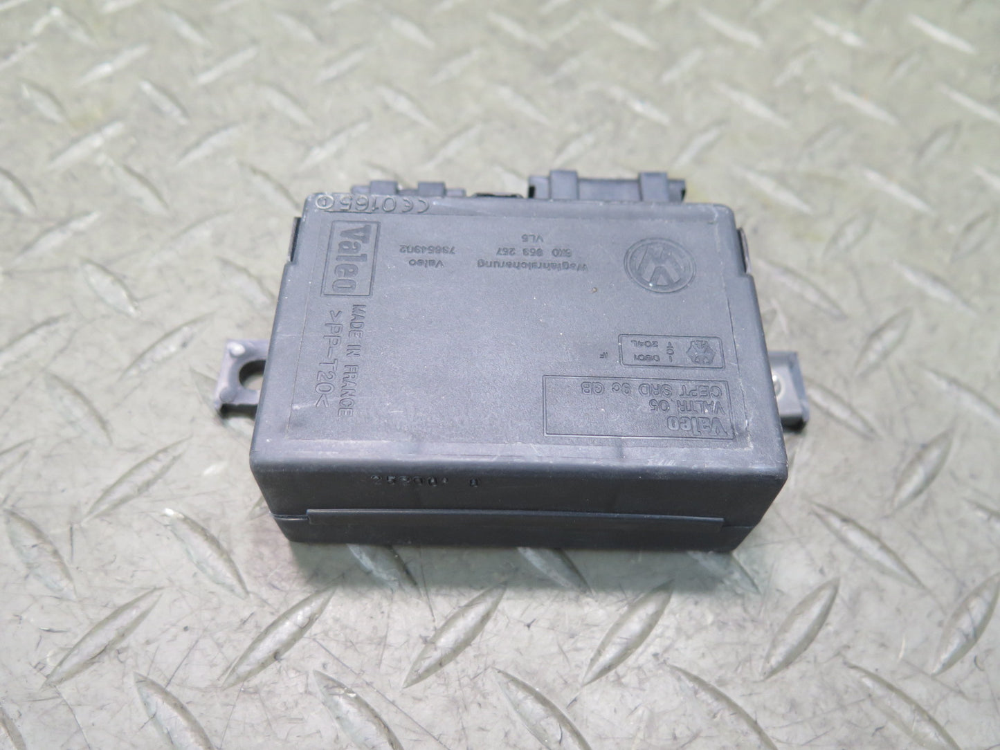 99-03 VW Eurovan T4 Immobilizer Control Module 6X0953257 OEM